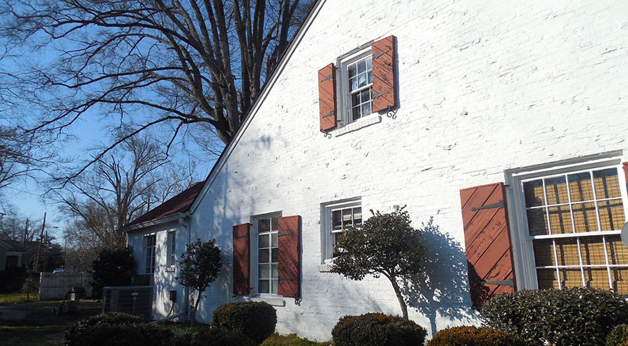 White house with red shutters